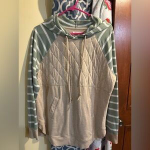 Maurices Quilted Green and Tan Hoodie